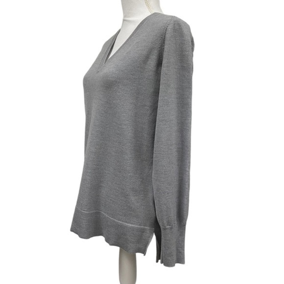 Banana Republic | Extra Fine Merino Sweater - Picture 2 of 6